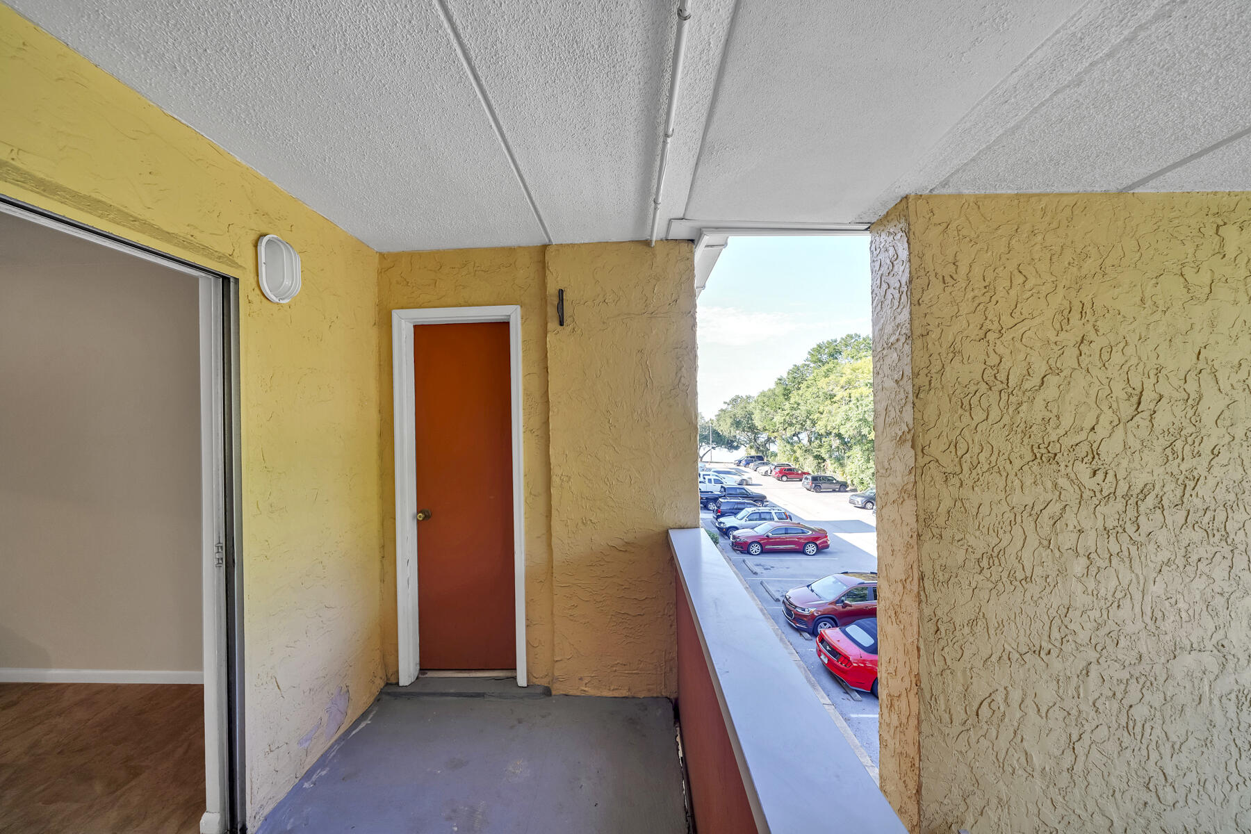 CEDARS CONDO - Residential