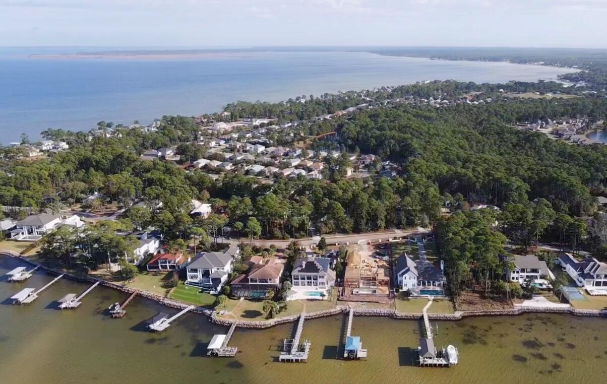 DRIFTWOOD ESTATES - Land