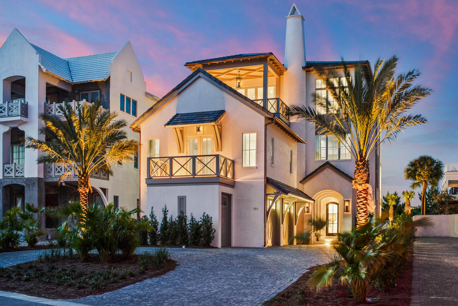 PARADISE BY THE SEA - Residential