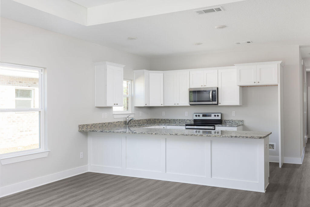 WILDWOOD LAKES - Residential