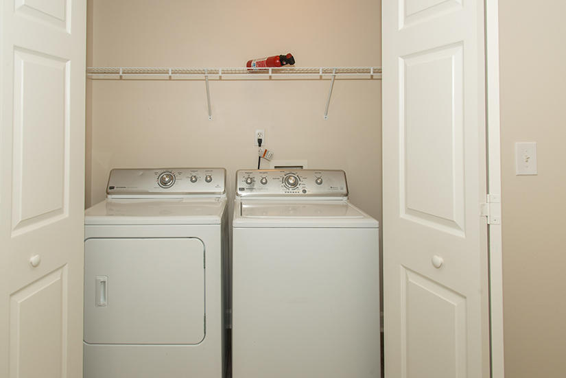 PELICAN PLACE T/H WEST - Residential Lease