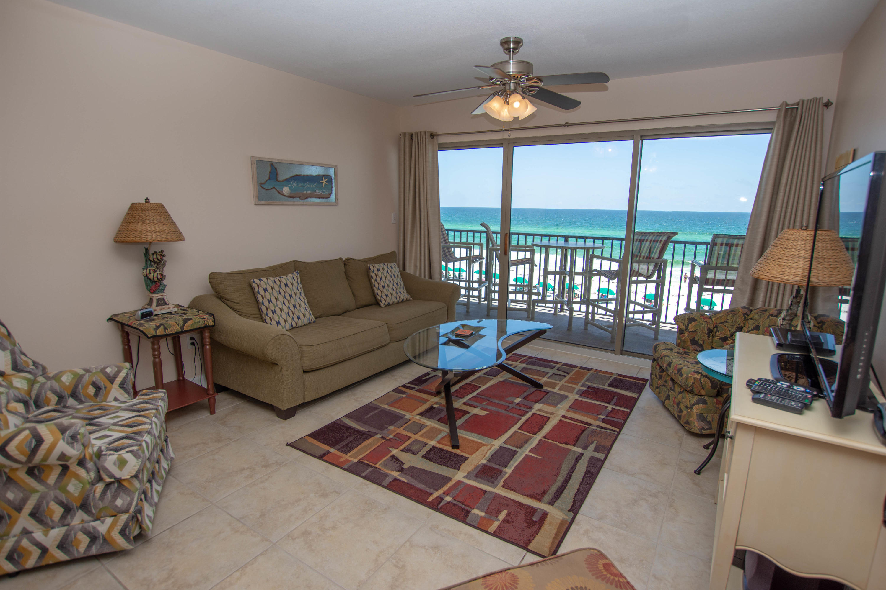 EMERALD TOWERS WEST CONDO - Residential