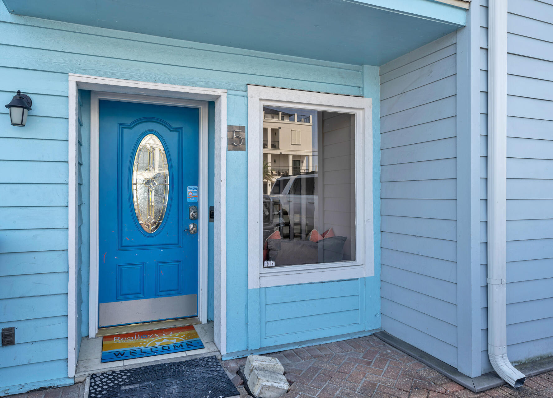 SEAWINDS T/H - Residential