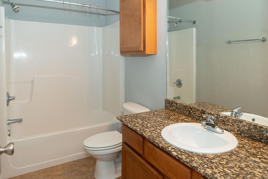 MERIDIAN SQUARE T/H - Residential Lease