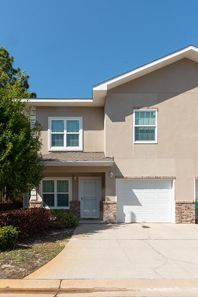 MERIDIAN SQUARE T/H - Residential Lease