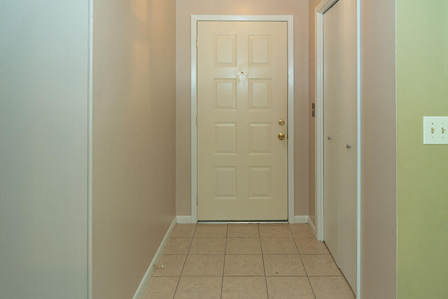PORT DIXIE - Residential Lease