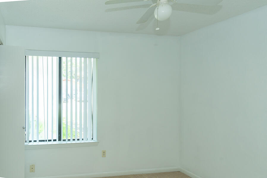 PORT DIXIE - Residential Lease