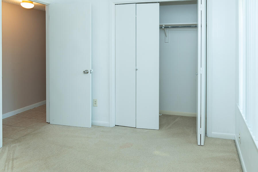 PORT DIXIE - Residential Lease