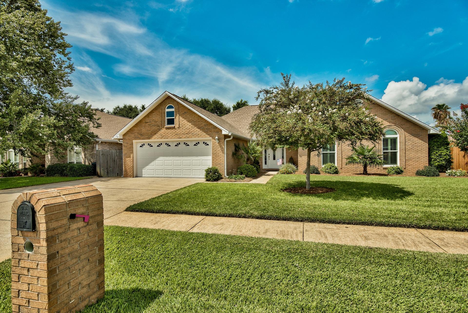 RIDGE WOOD MANOR - Residential