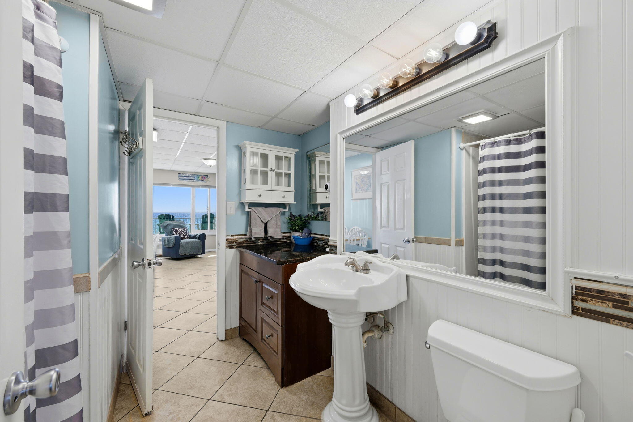 CONTINENTAL CONDO - Residential
