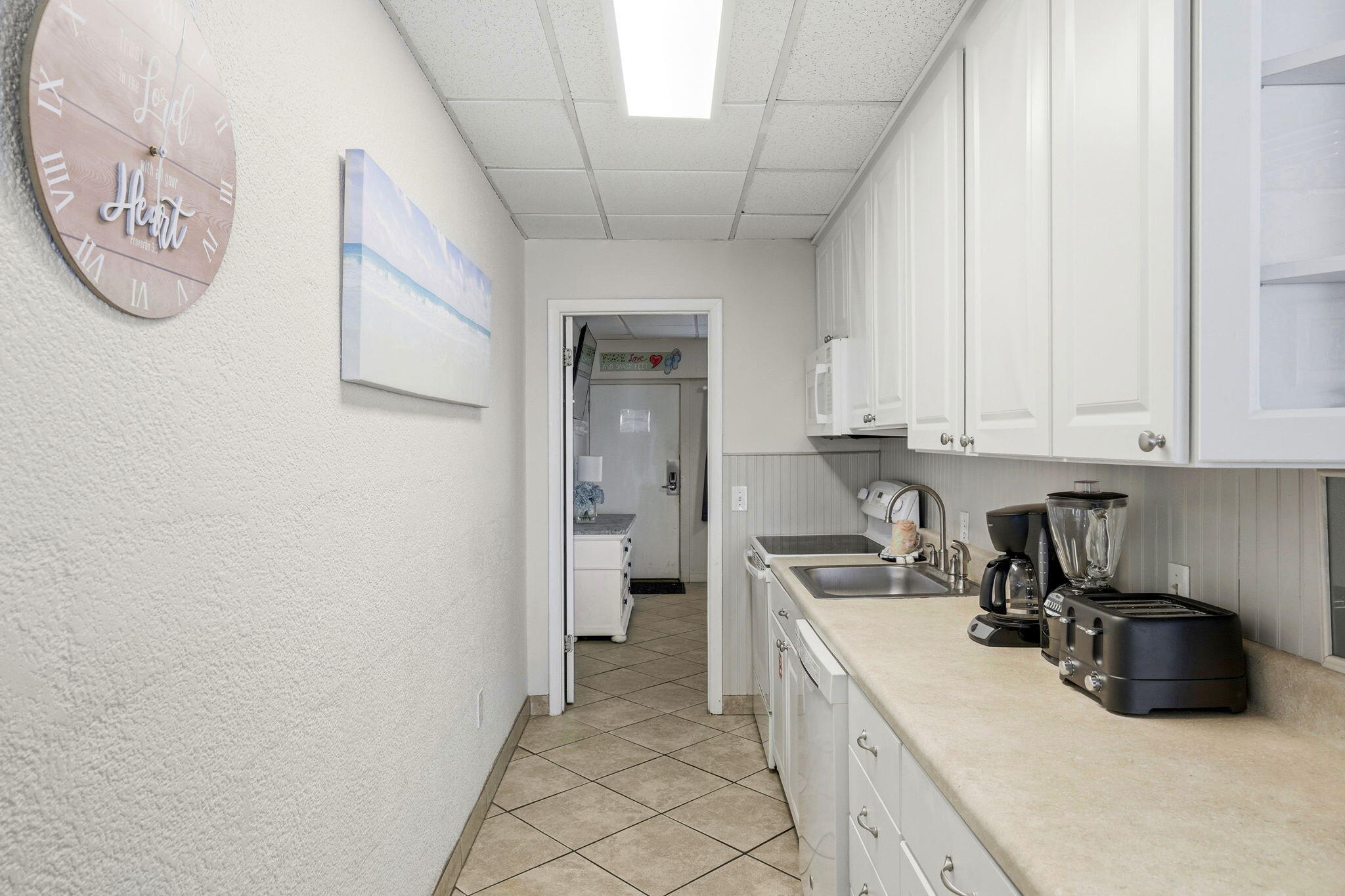 CONTINENTAL CONDO - Residential