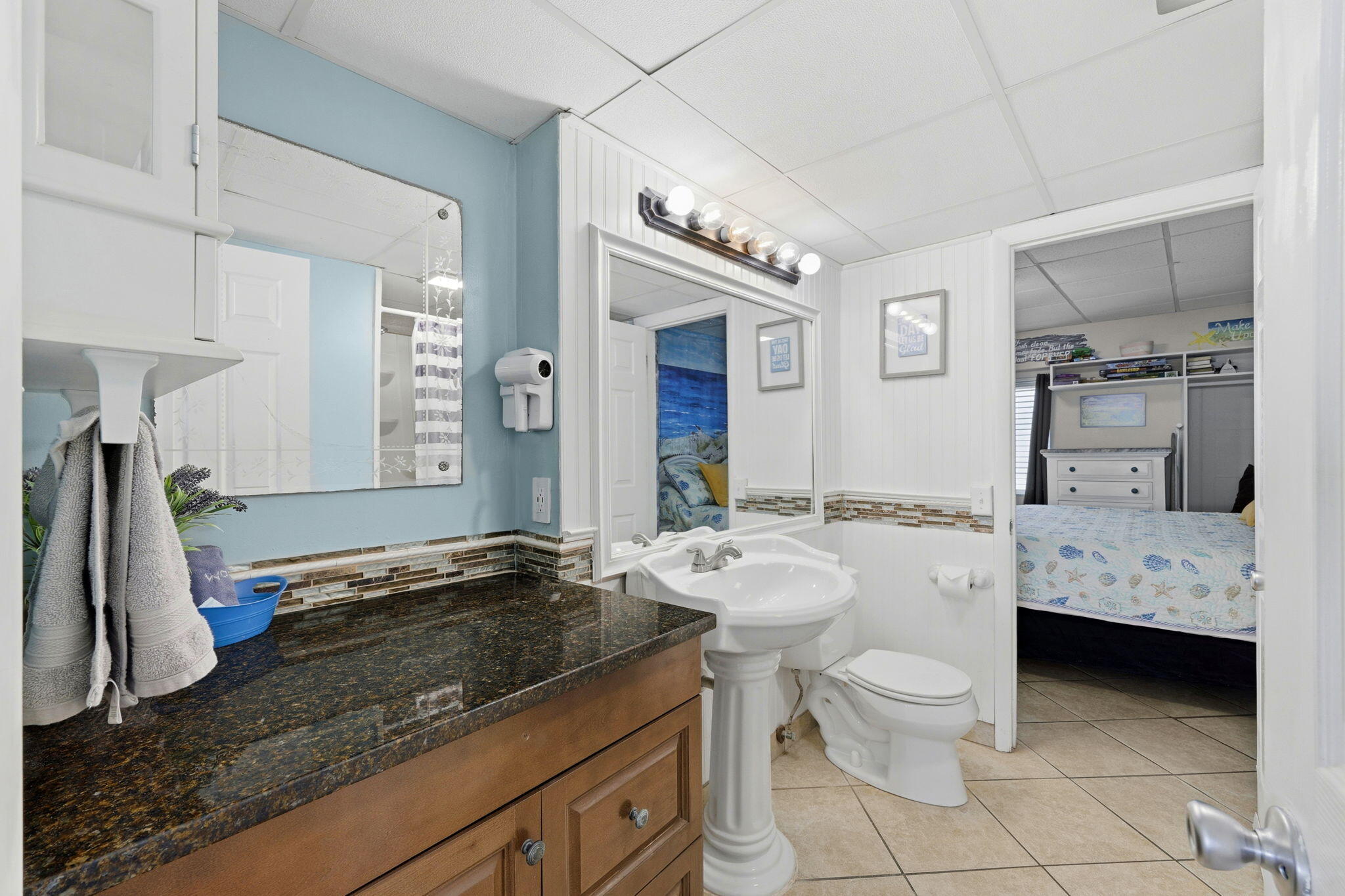 CONTINENTAL CONDO - Residential