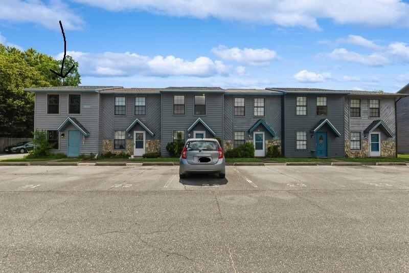 BROWNSVILLE STATION 3 - Residential Lease