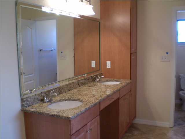 DOLPHIN ESTATES - Residential Lease