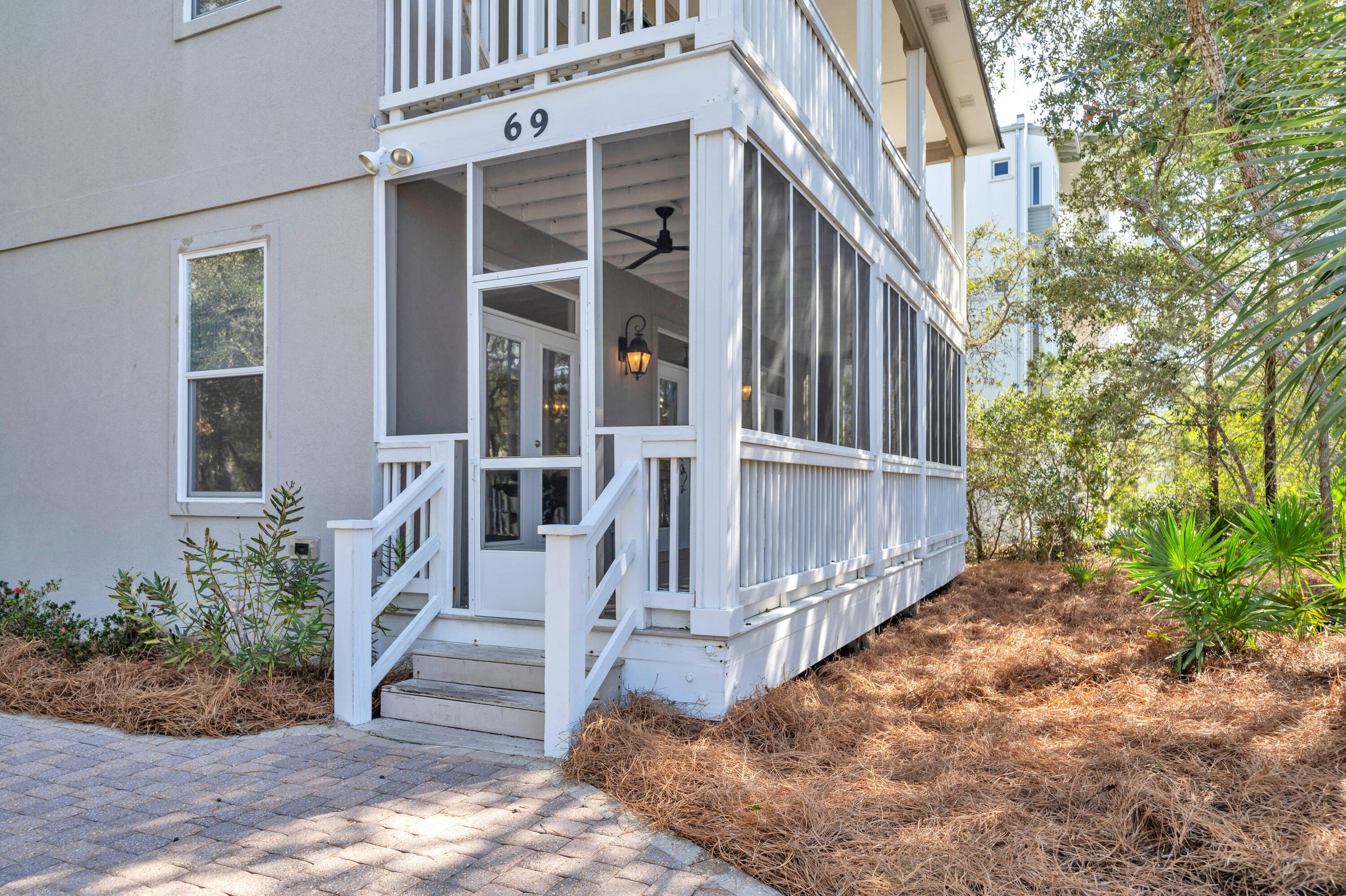 LAKEWOOD  POINTE ESTATES - Residential