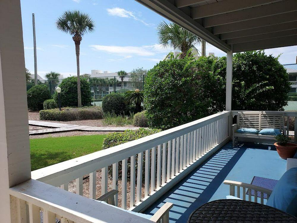 BEACHWOOD VILLAS CONDO - Residential