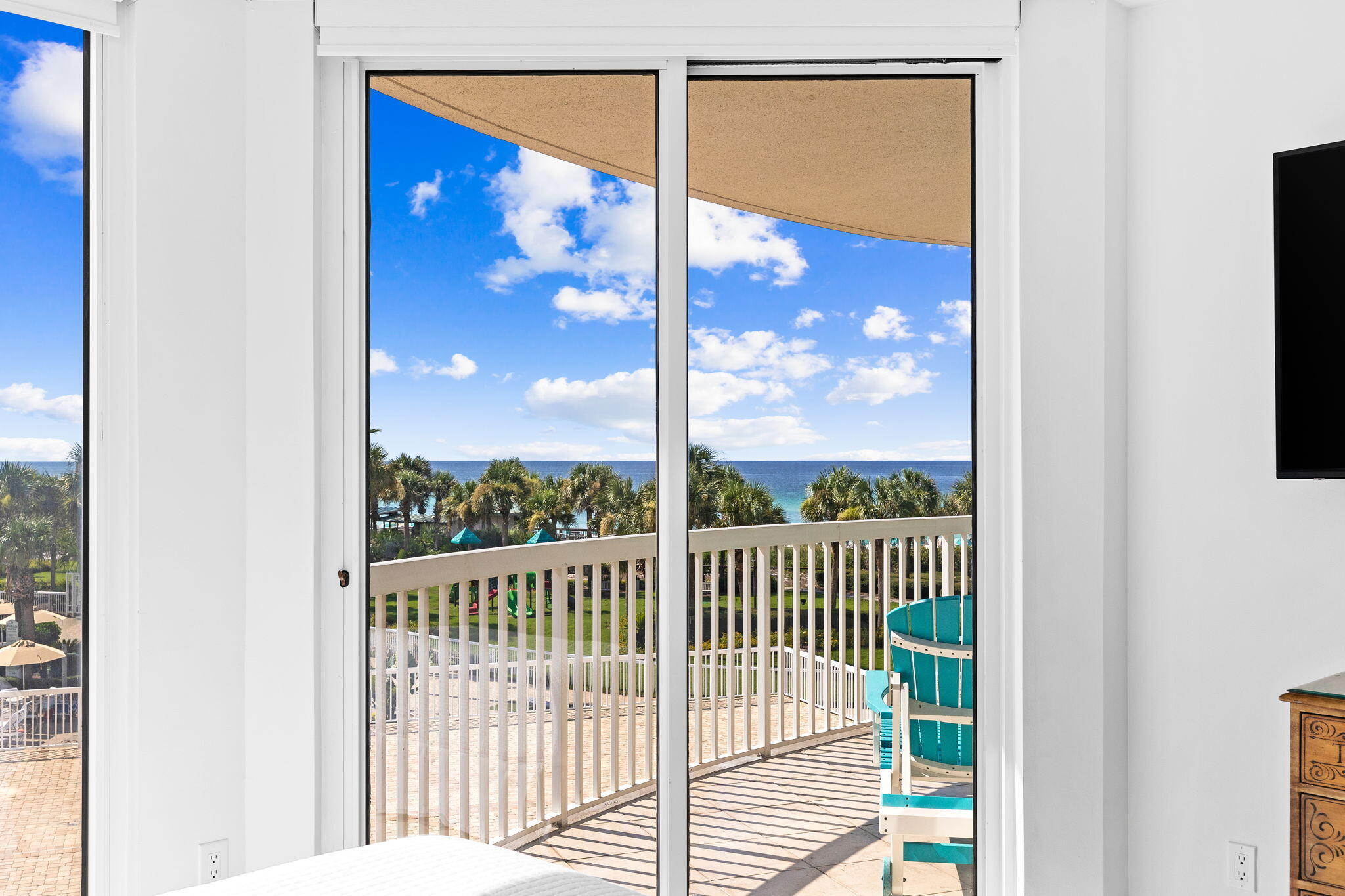 ST. MAARTEN AT SILVER SHELLS - Residential