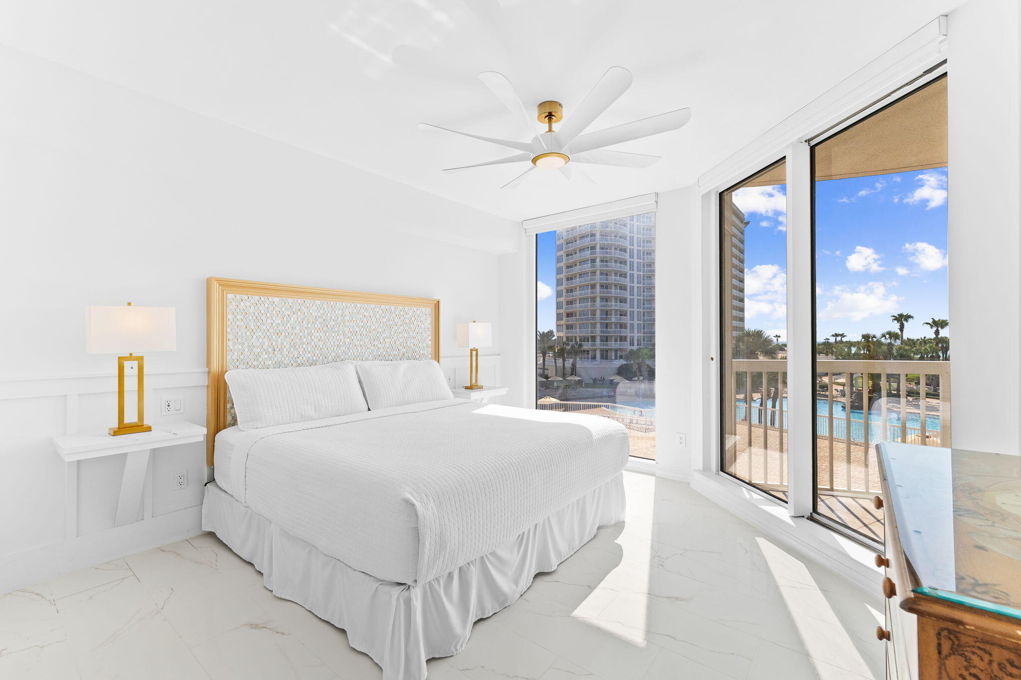 ST. MAARTEN AT SILVER SHELLS - Residential