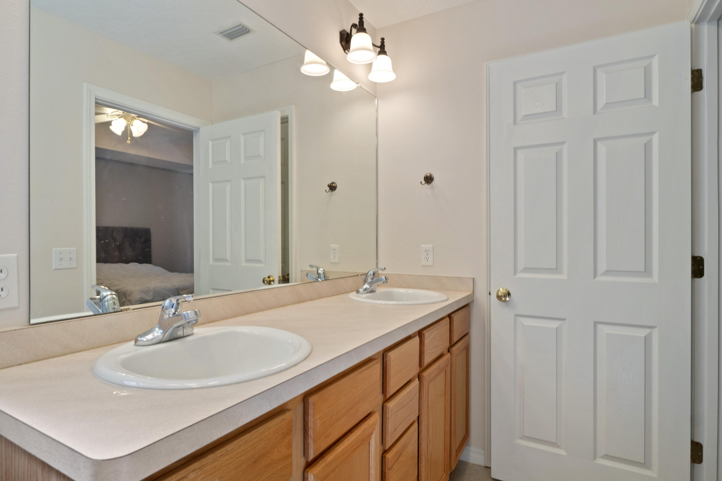 NAVARRE S/D 2ND ADDN - Residential