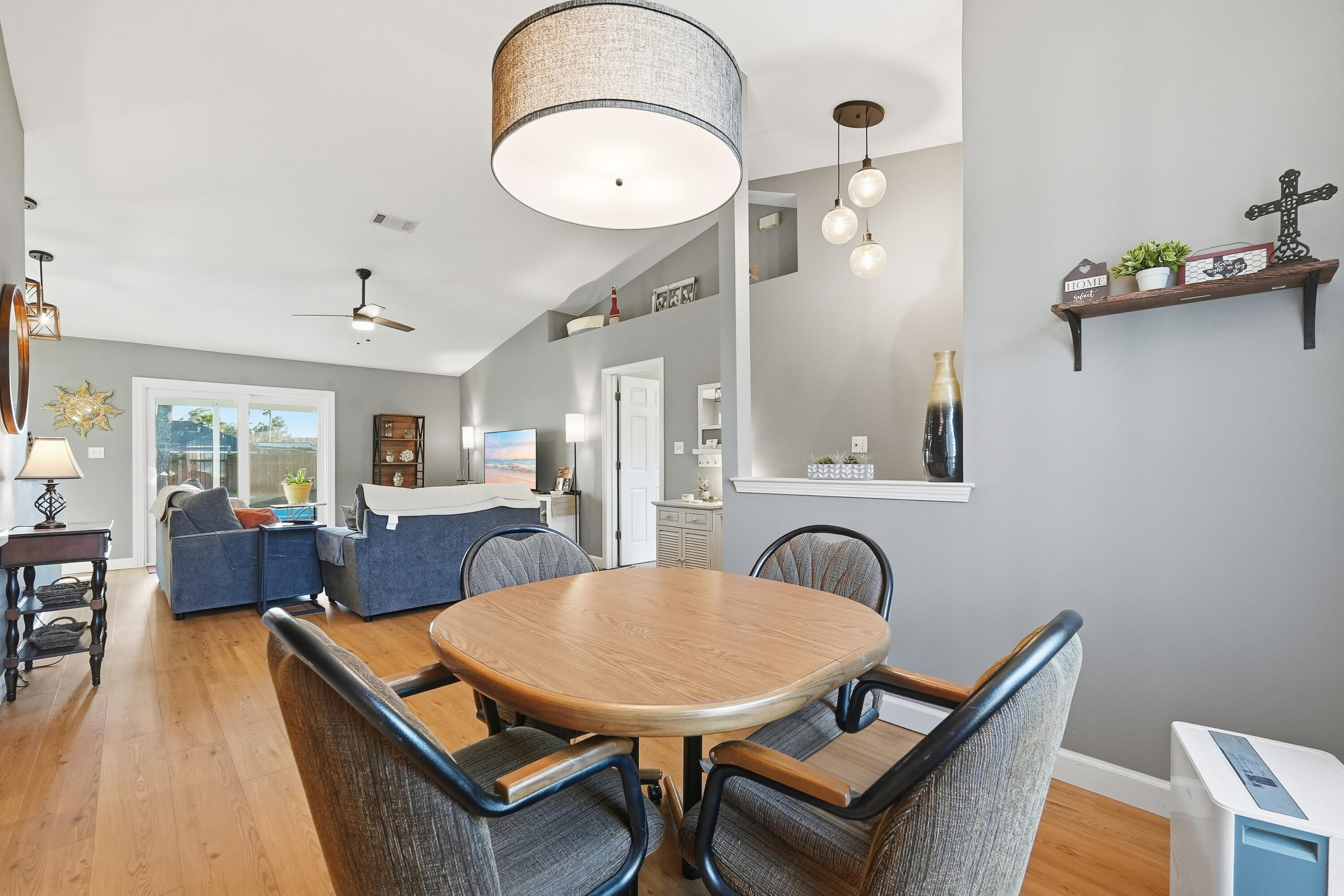 ROSS CROSSING - Residential