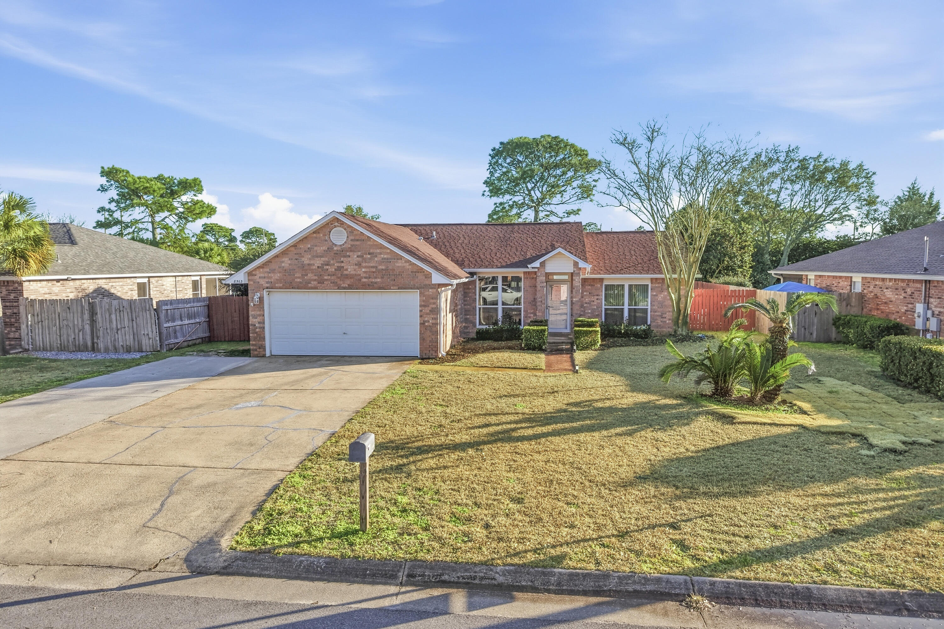 ROSS CROSSING - Residential
