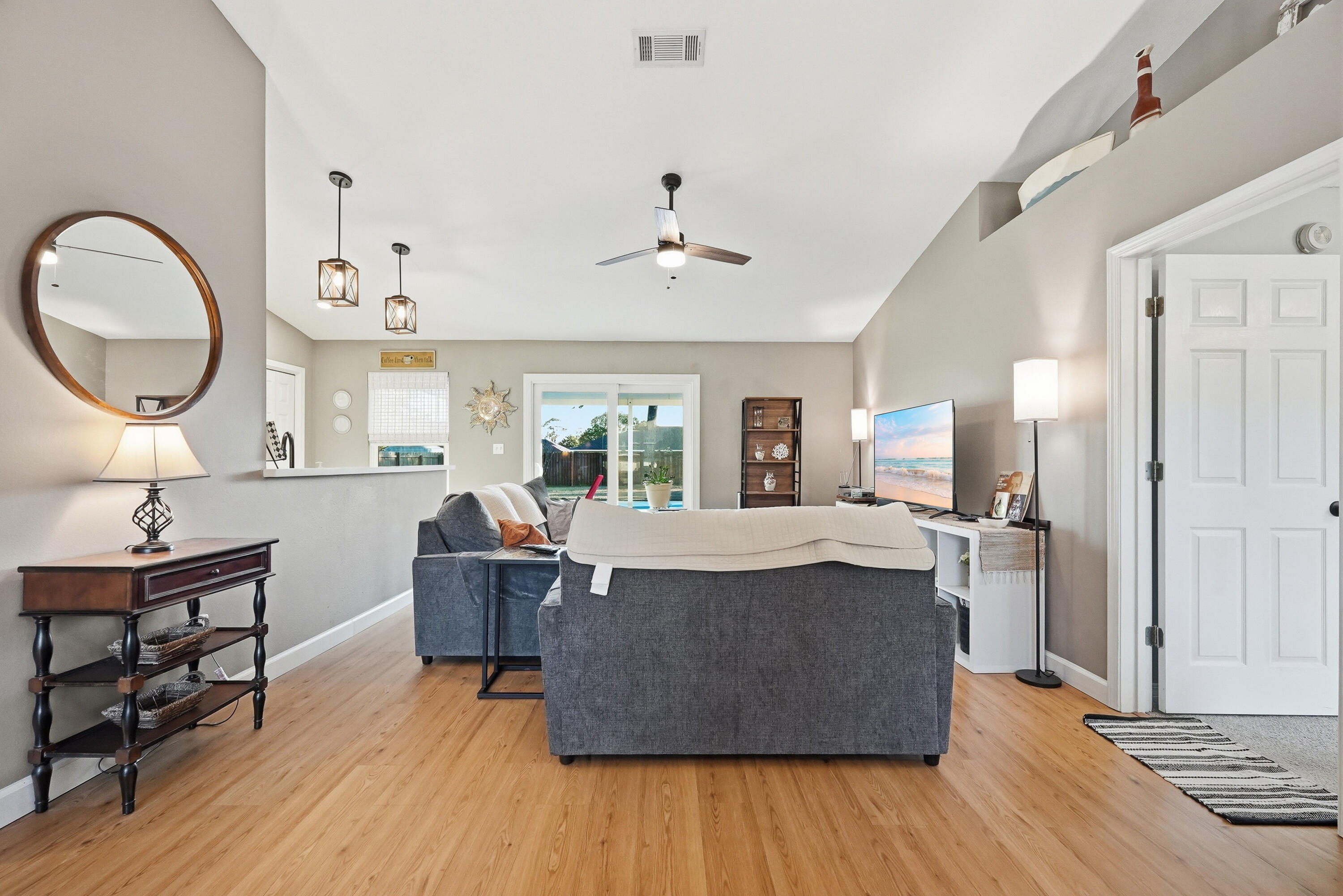 ROSS CROSSING - Residential