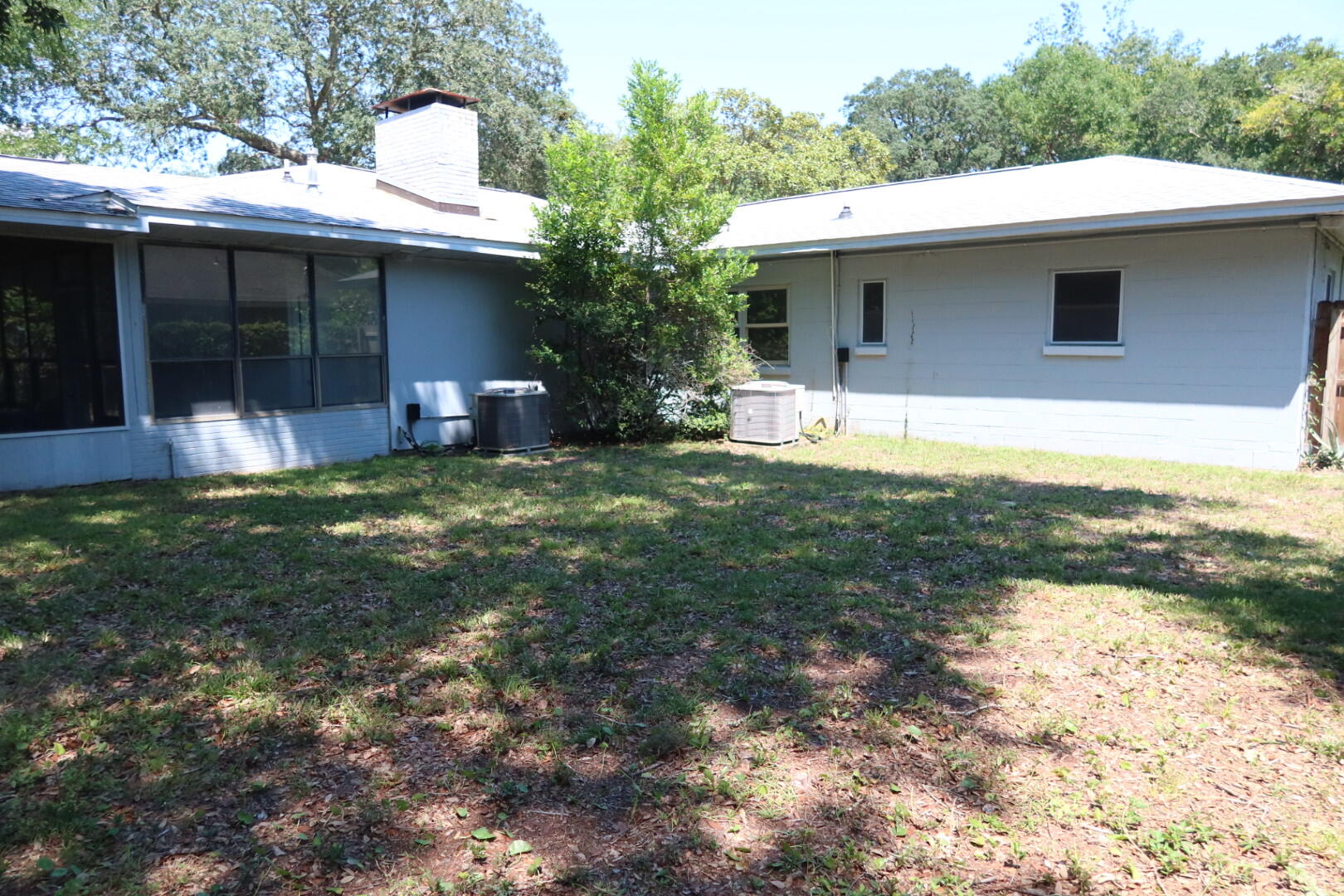 ELLIOTTS POINT 7TH ADDN - Residential