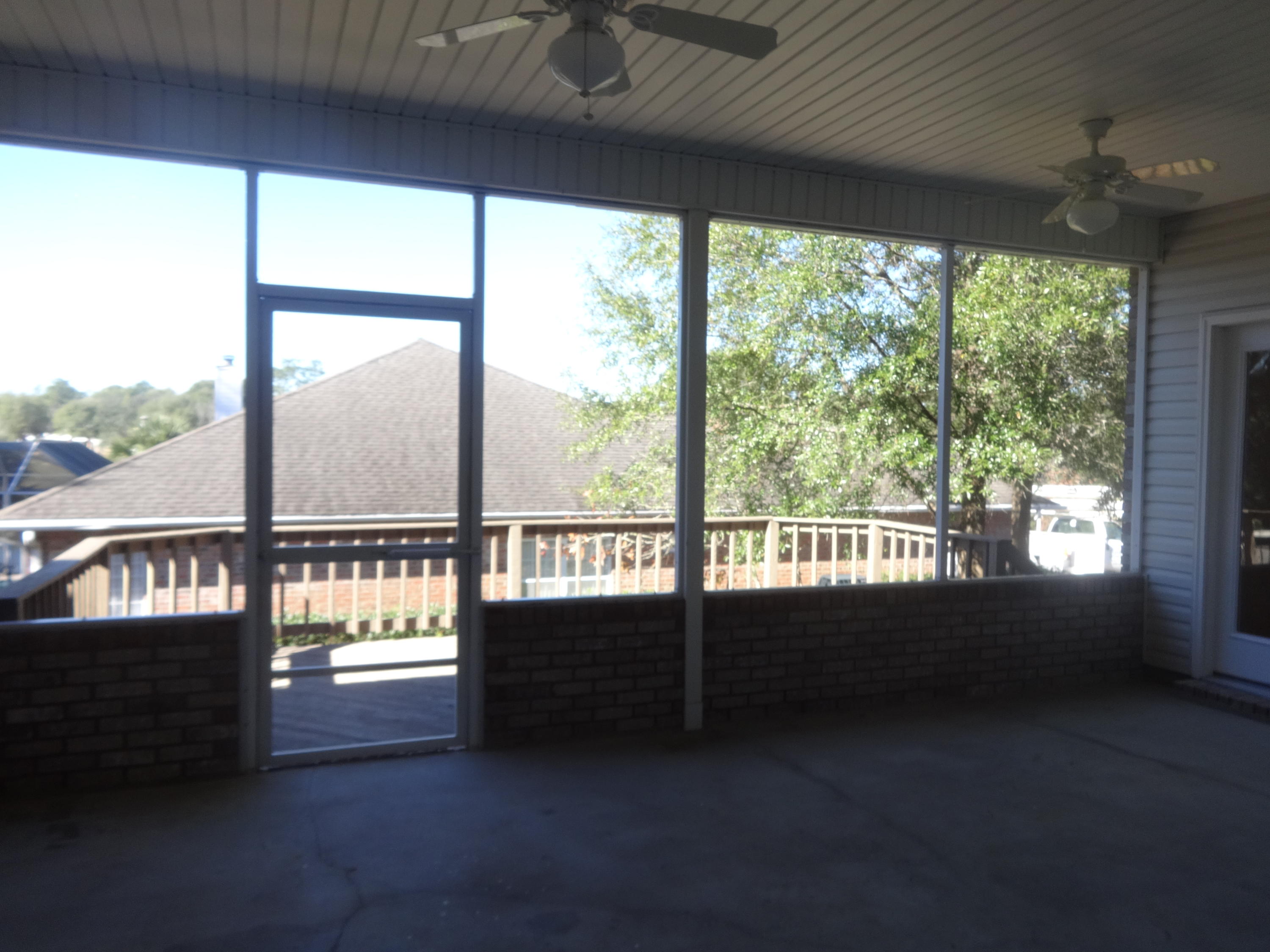 LAKESIDE EAST - Residential Lease