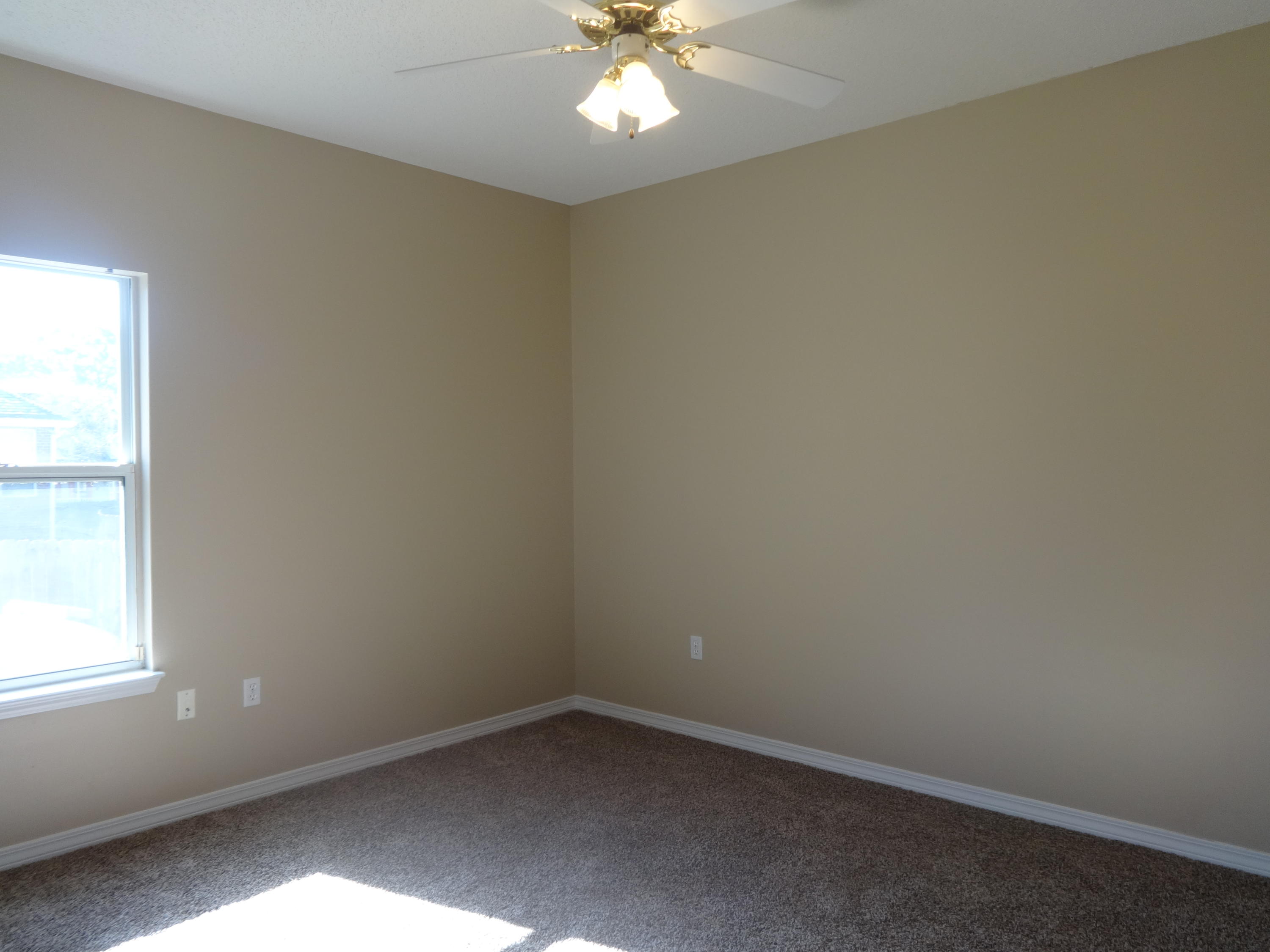 LAKESIDE EAST - Residential Lease