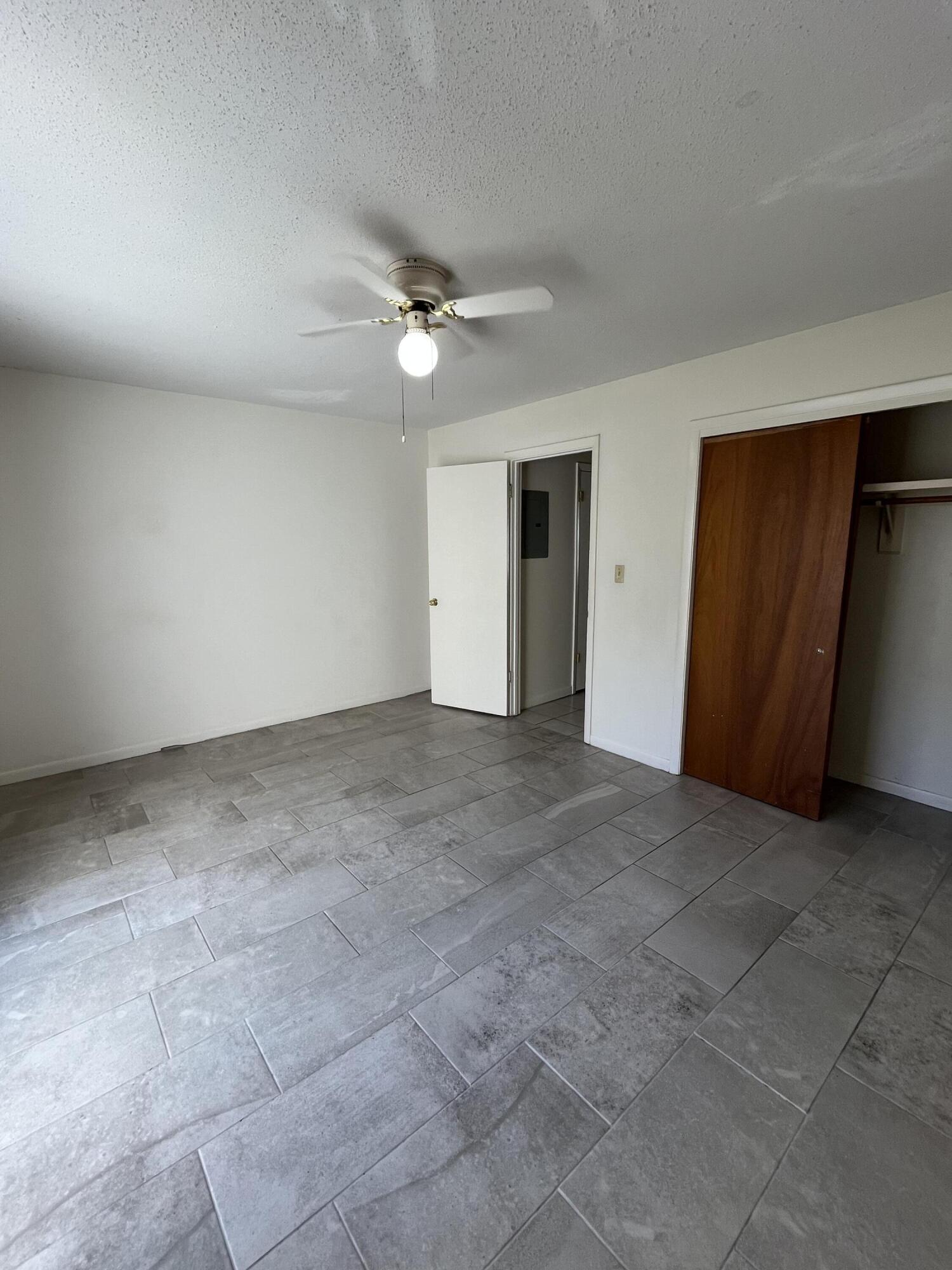 DOWNTOWNER - Residential Lease