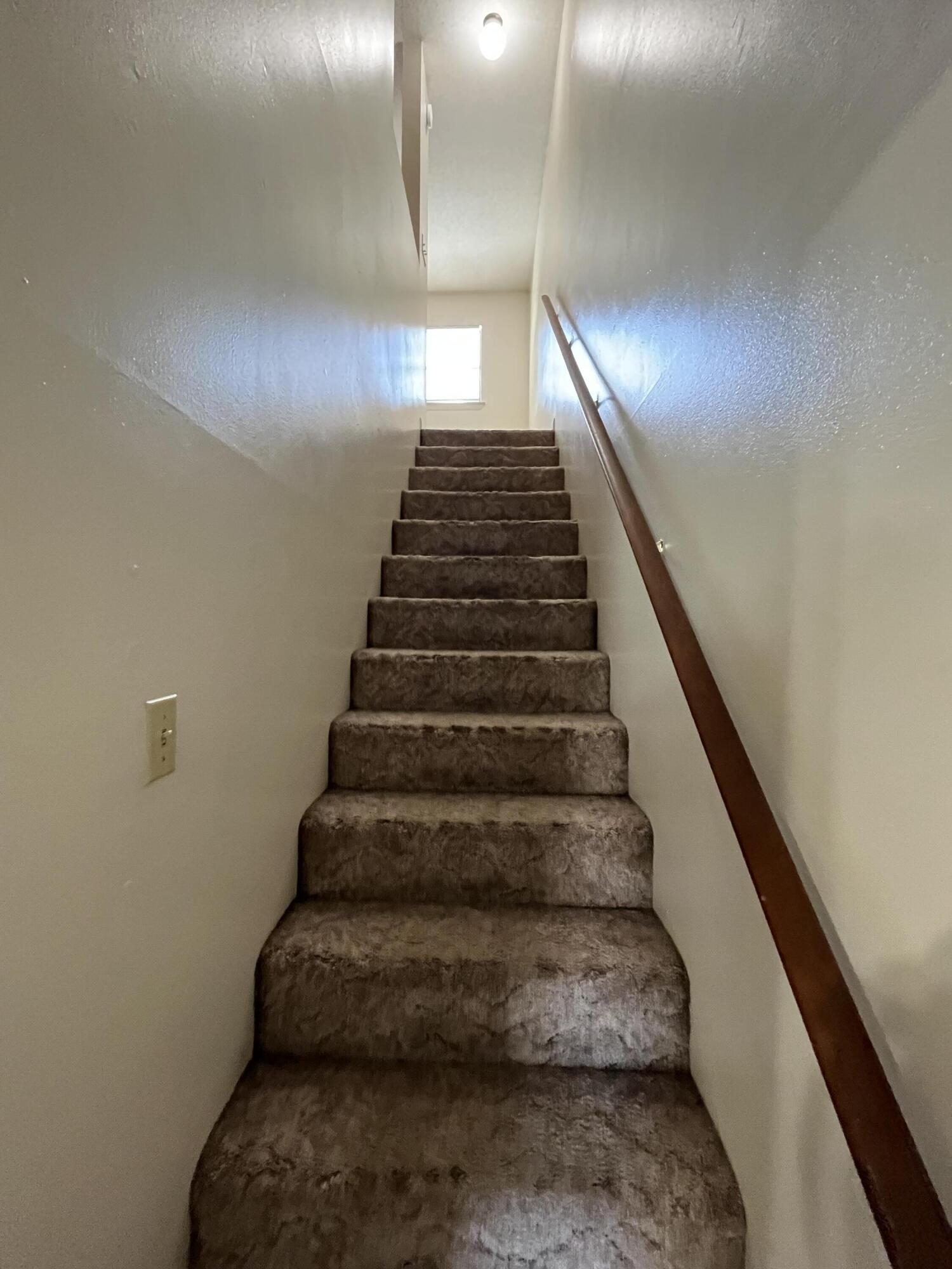 DOWNTOWNER - Residential Lease