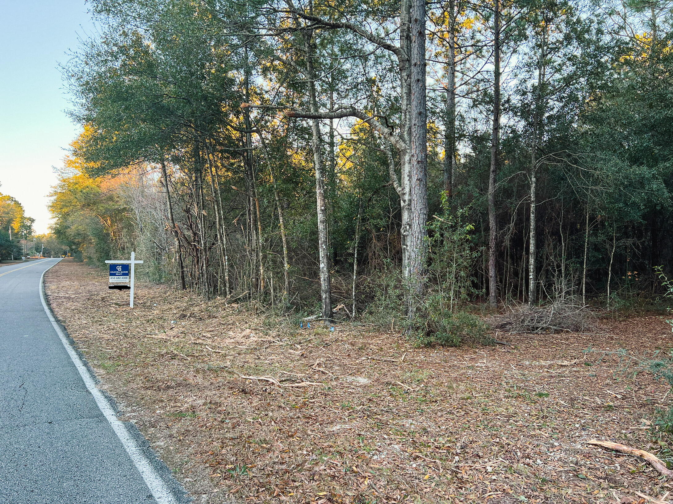 Ready to build your dream home or your next spec home? This is it!
1 acre, Level Lot, Paved frontage, Already surveyed and zoned for single family residence. Perfect Location in desirable North Crestview 
Lot has already been connected to public water