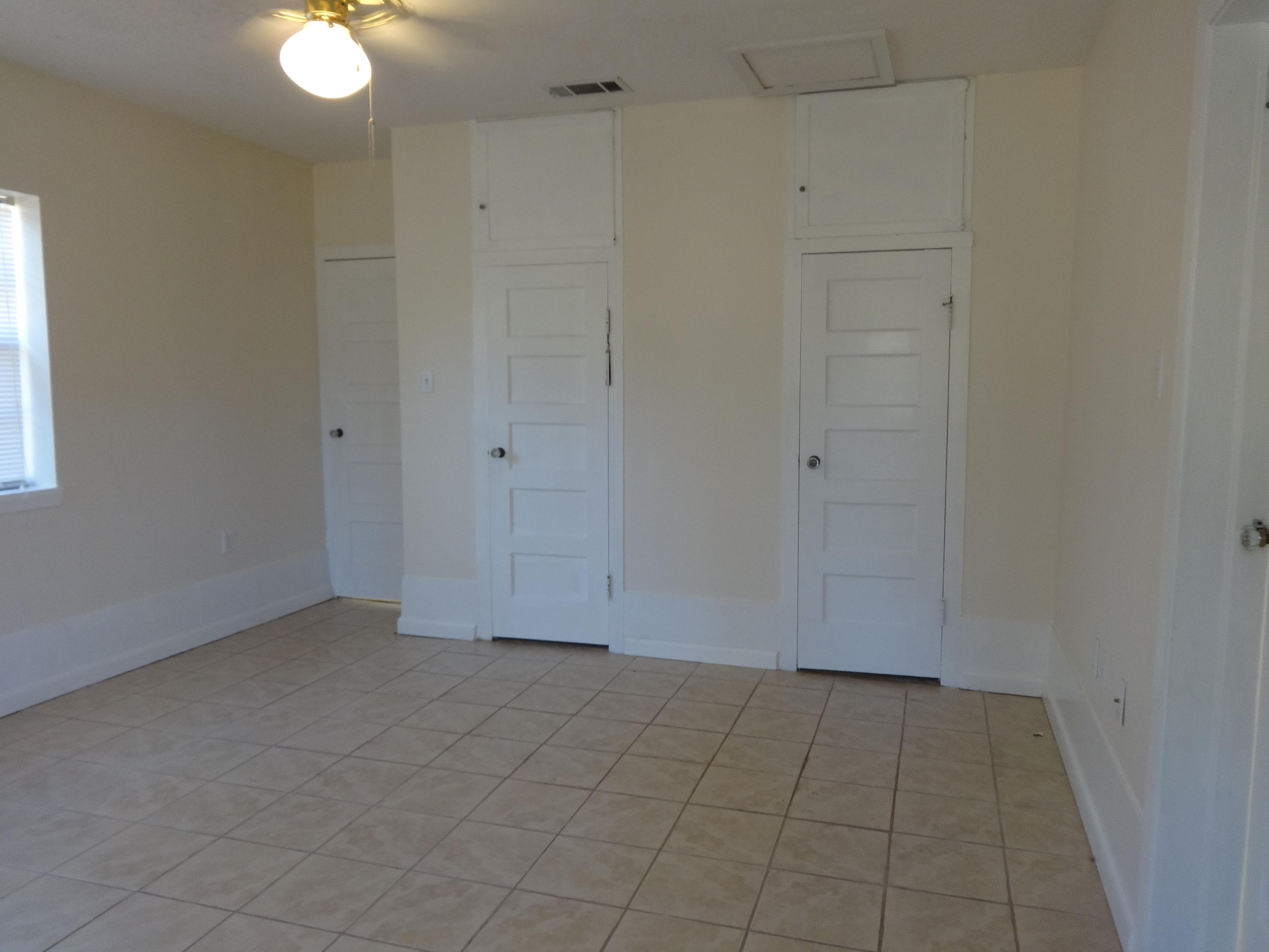 METES & BOUNDS - Residential Lease