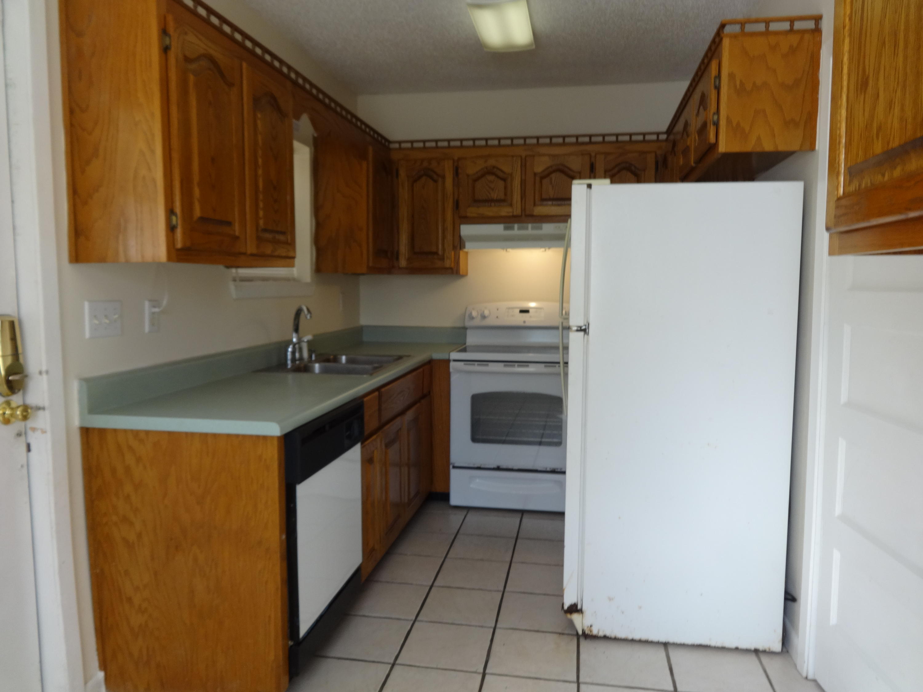 METES & BOUNDS - Residential Lease