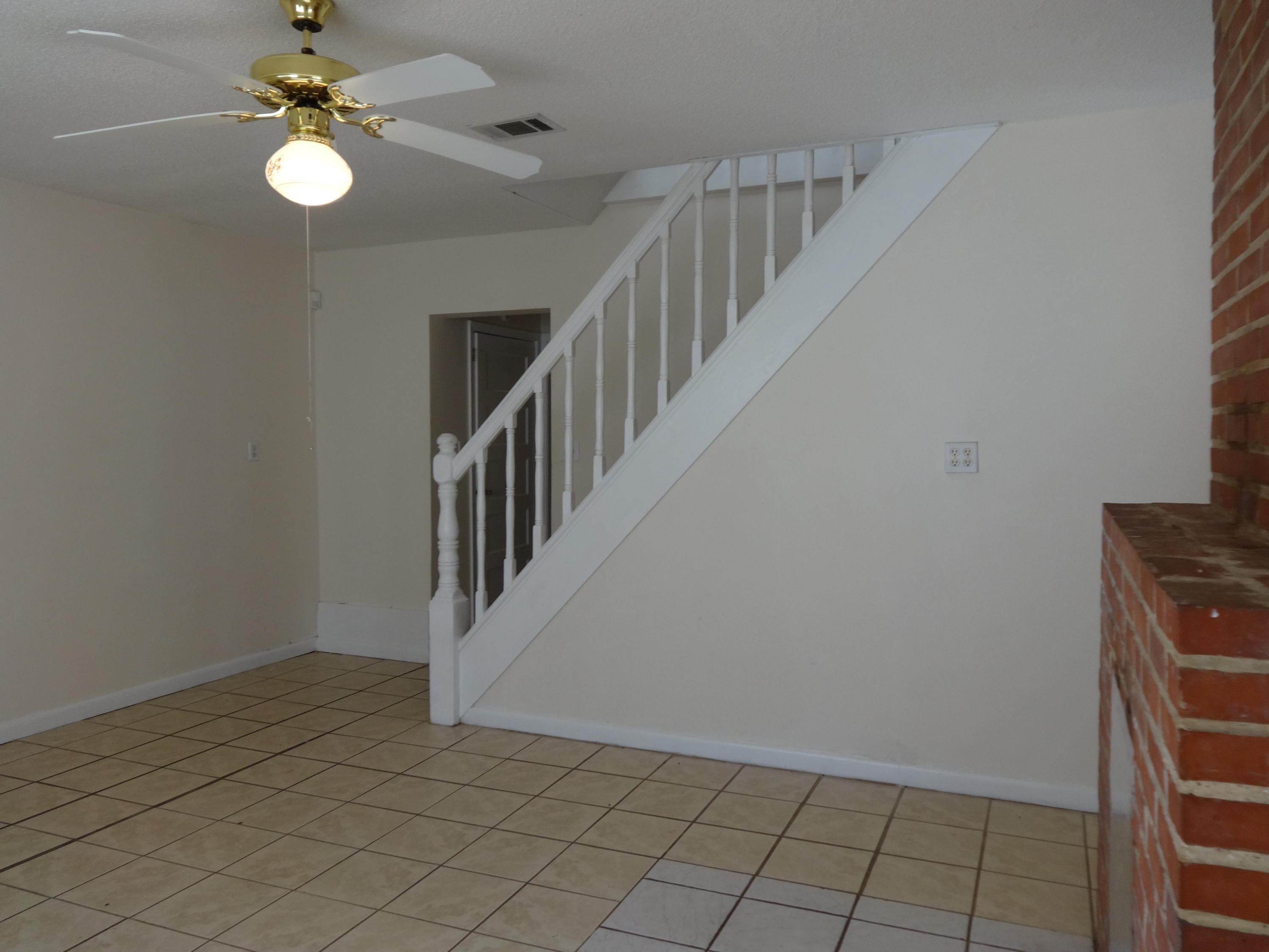 METES & BOUNDS - Residential Lease