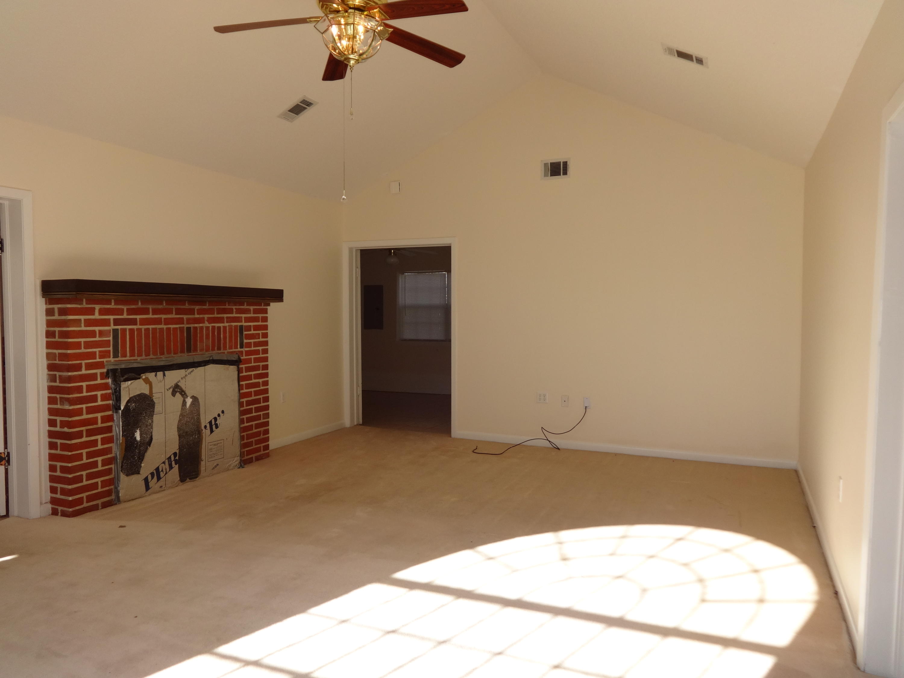 METES & BOUNDS - Residential Lease