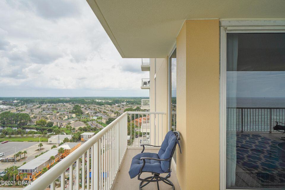 MAJESTIC BEACH TOWERS I - Residential
