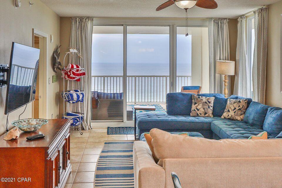 MAJESTIC BEACH TOWERS I - Residential