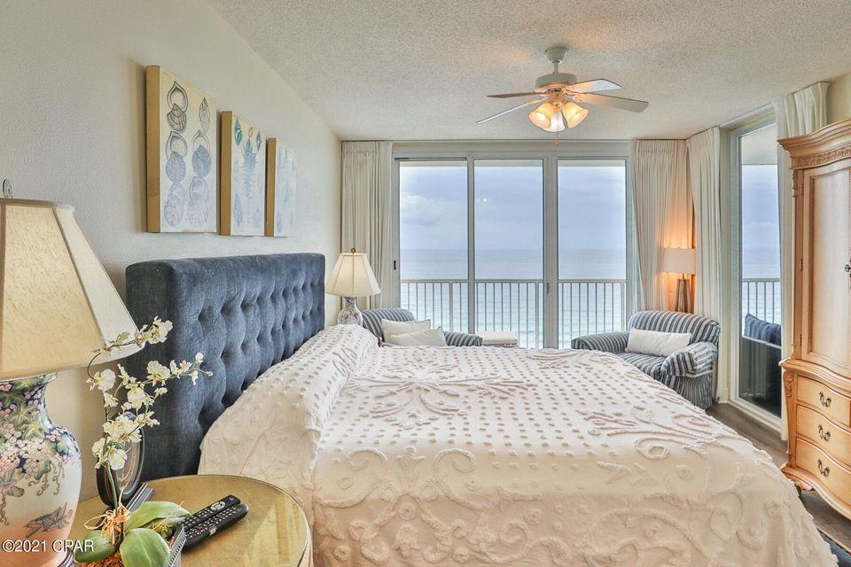 MAJESTIC BEACH TOWERS I - Residential