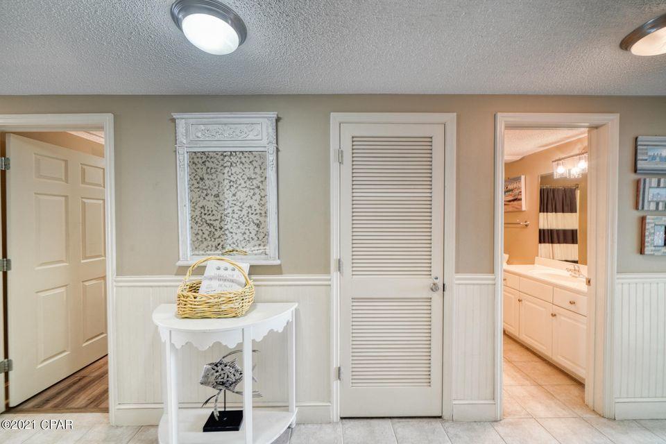 MAJESTIC BEACH TOWERS I - Residential