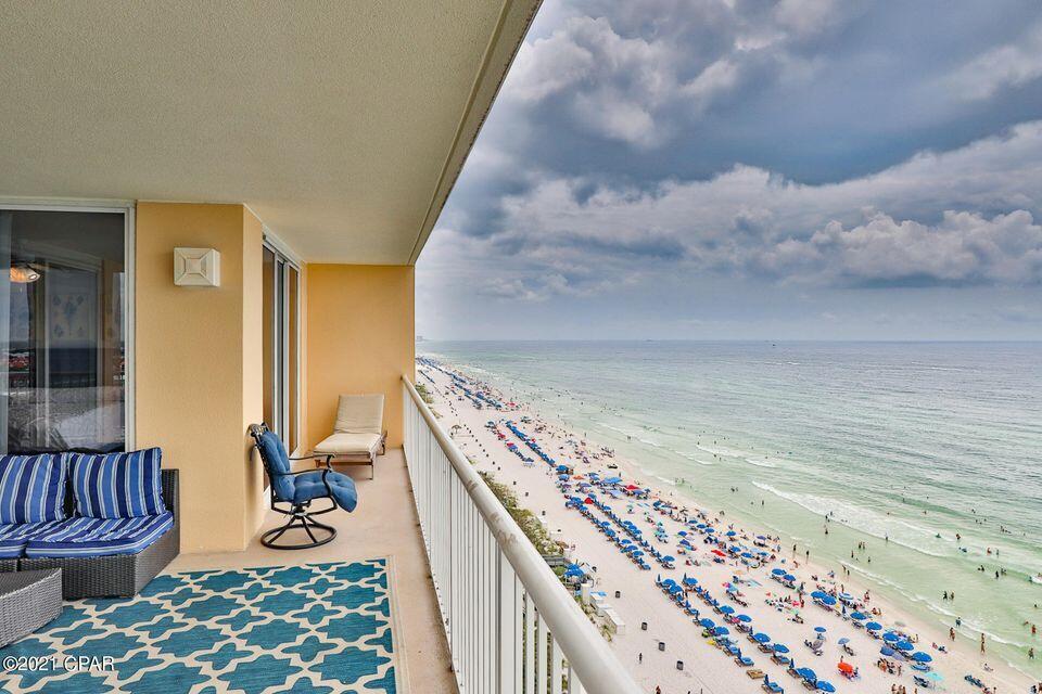 MAJESTIC BEACH TOWERS I - Residential
