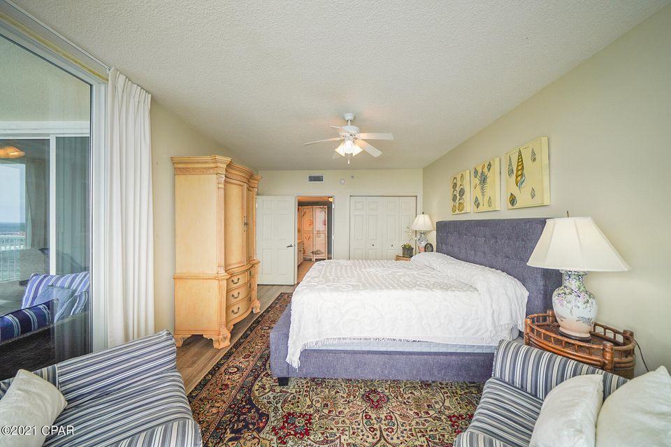 MAJESTIC BEACH TOWERS I - Residential