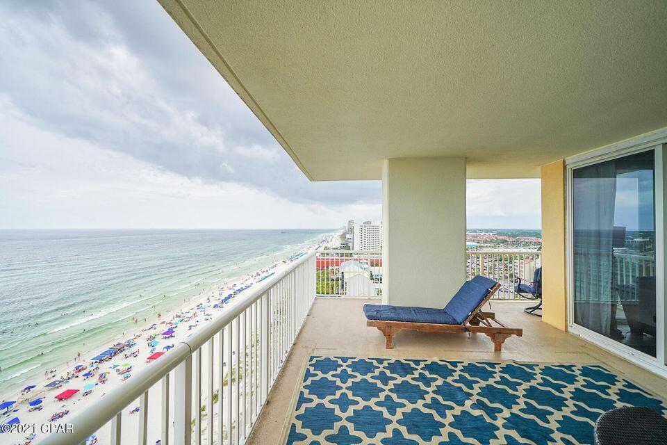 MAJESTIC BEACH TOWERS I - Residential