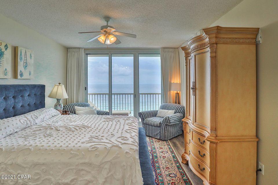 MAJESTIC BEACH TOWERS I - Residential