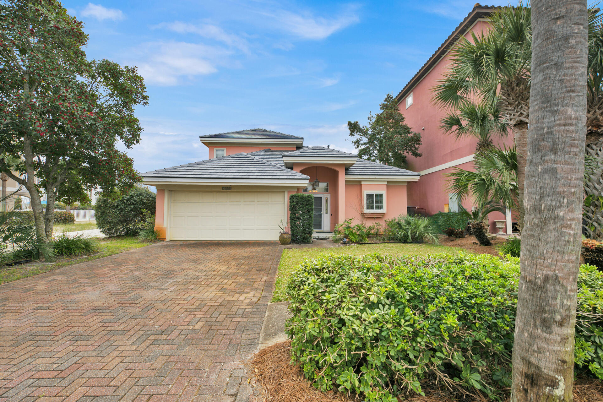 DUNES OF DESTIN - Residential
