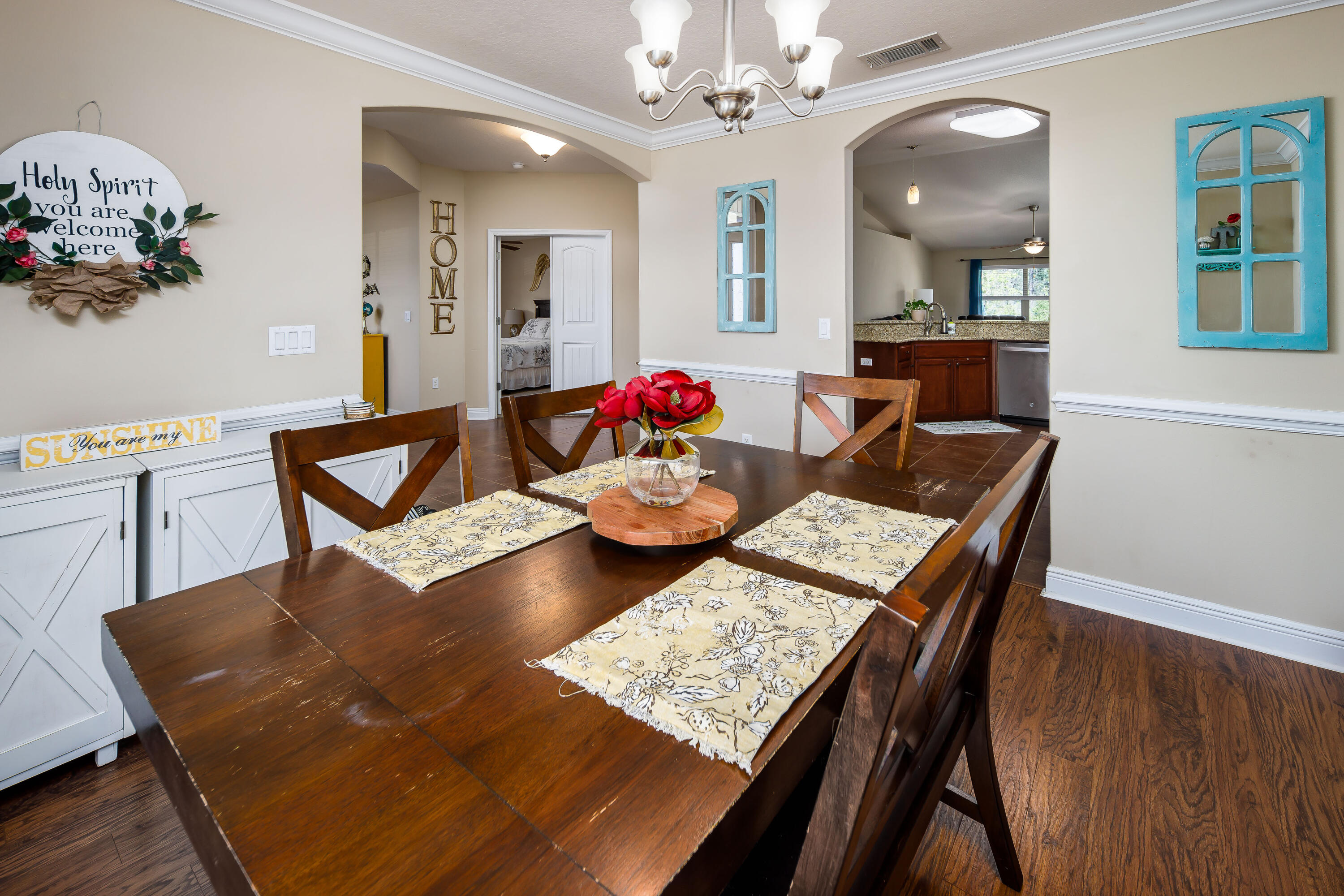 CREETWOOD VILLAGE - Residential Lease