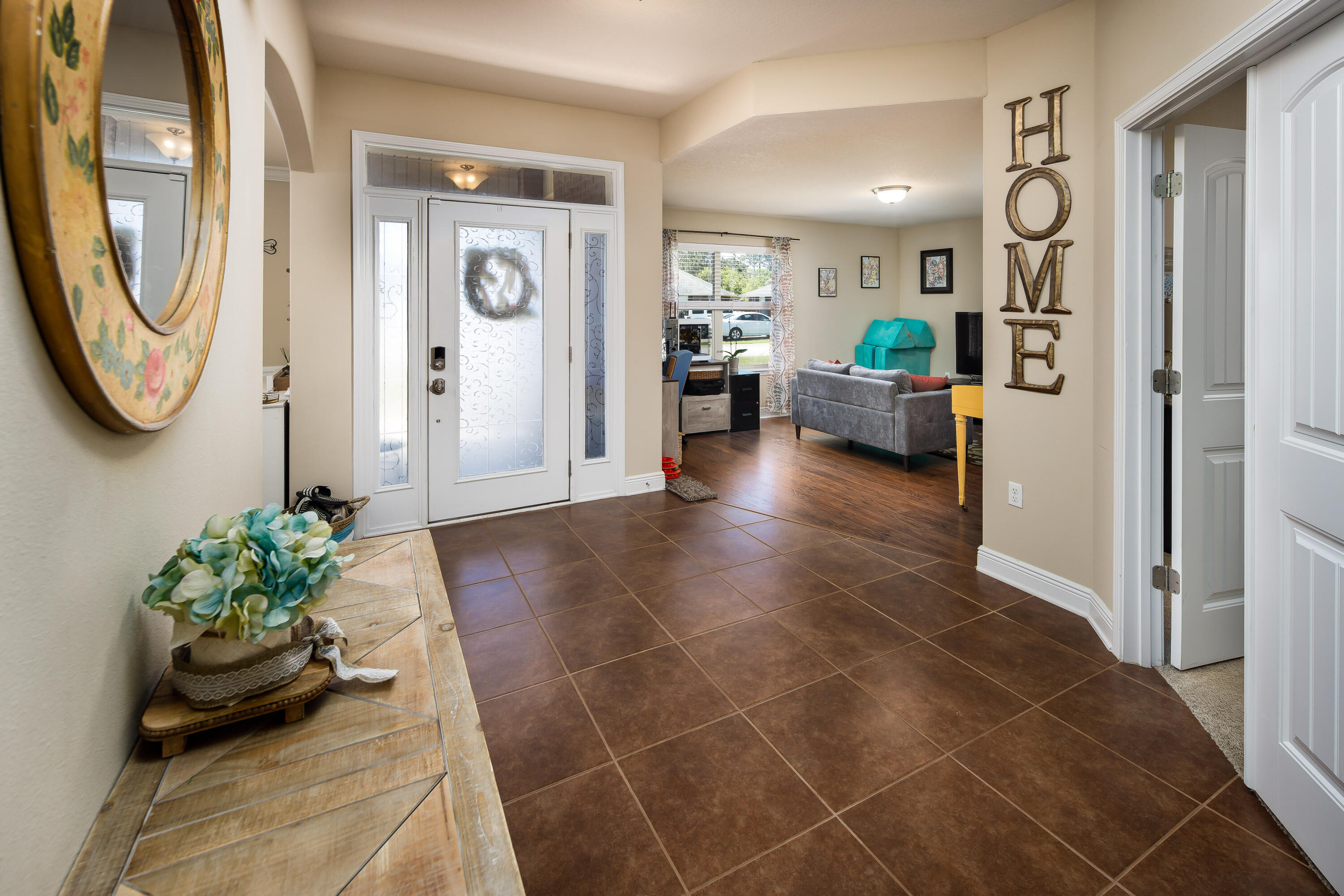 CREETWOOD VILLAGE - Residential Lease