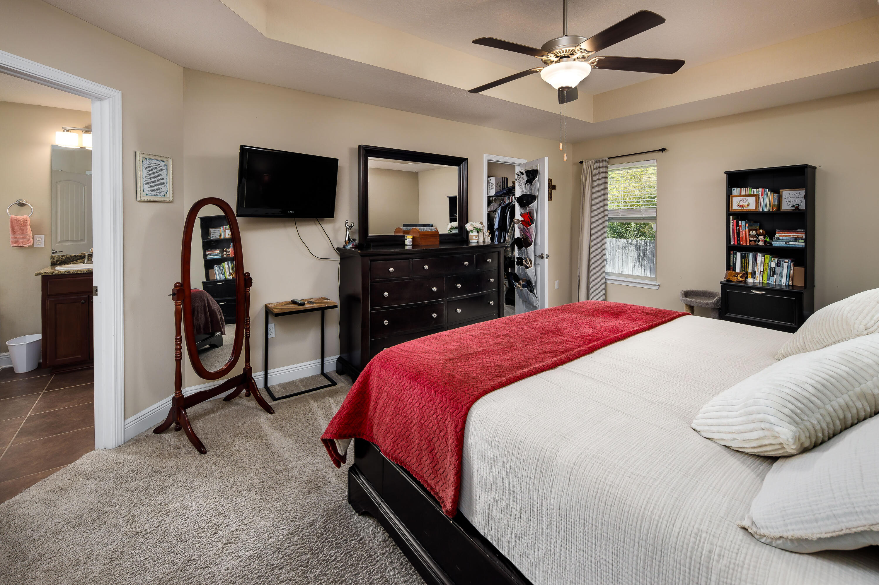 CREETWOOD VILLAGE - Residential Lease