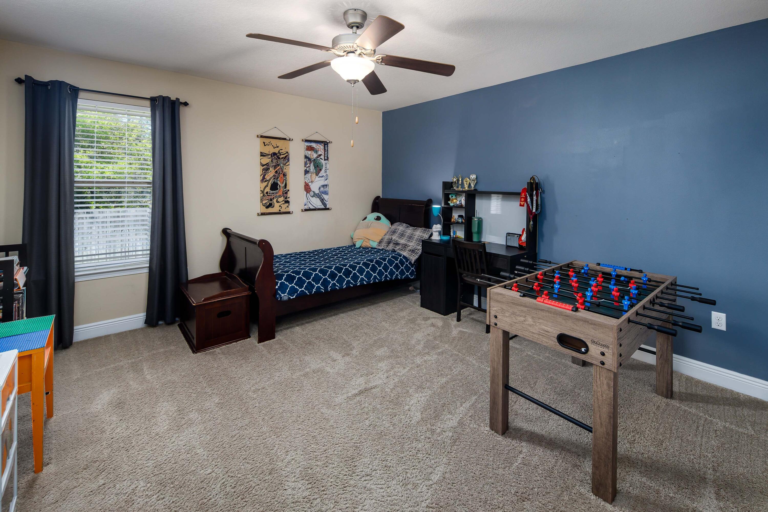 CREETWOOD VILLAGE - Residential Lease