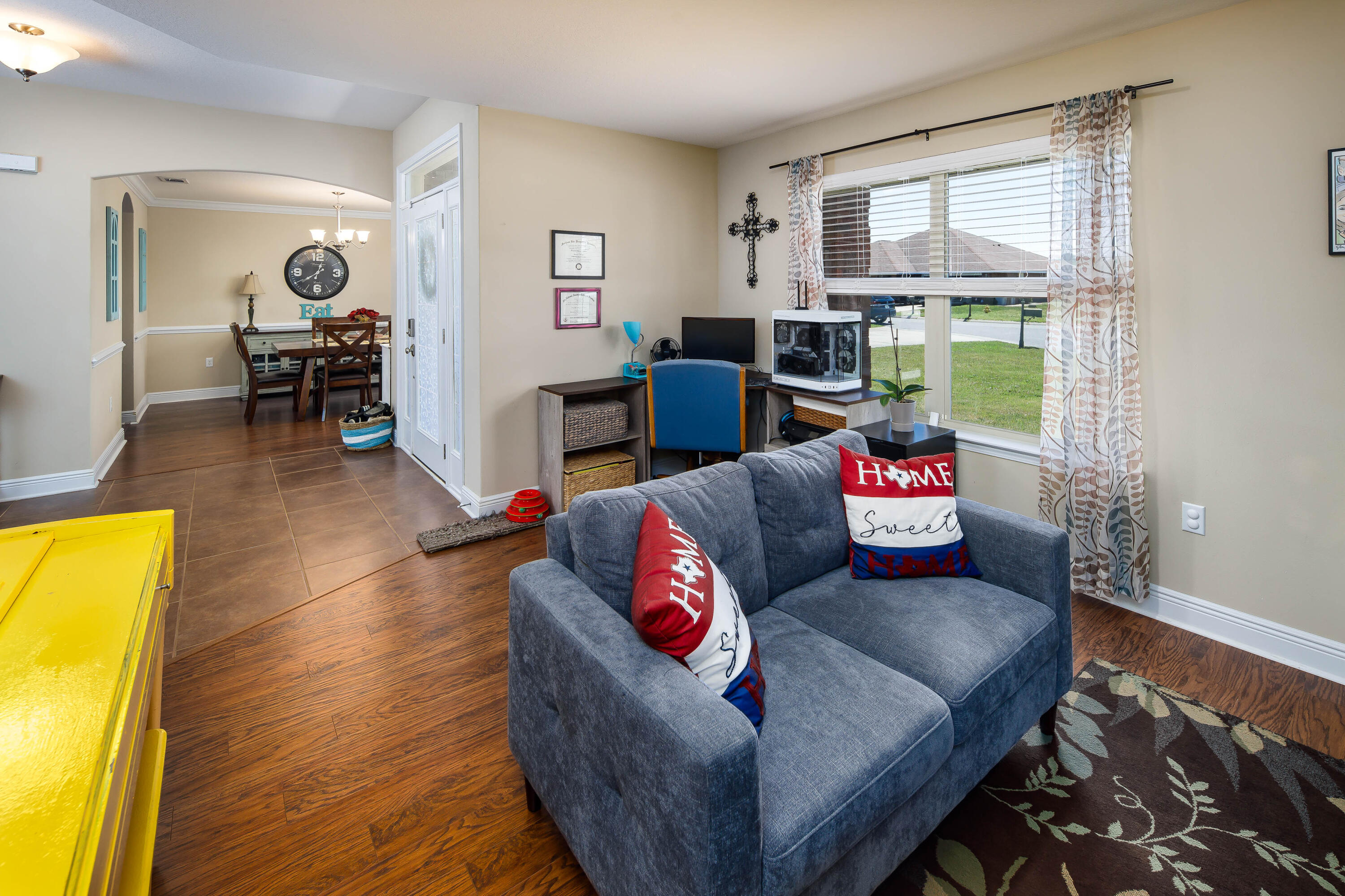 CREETWOOD VILLAGE - Residential Lease